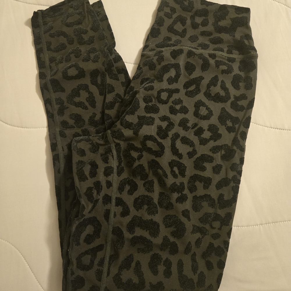 Balance Athletica / Vitality Black Leopard Print Leggings
